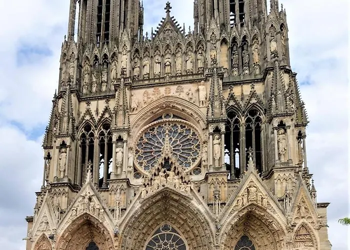 Au Carino Forum 아파트 *